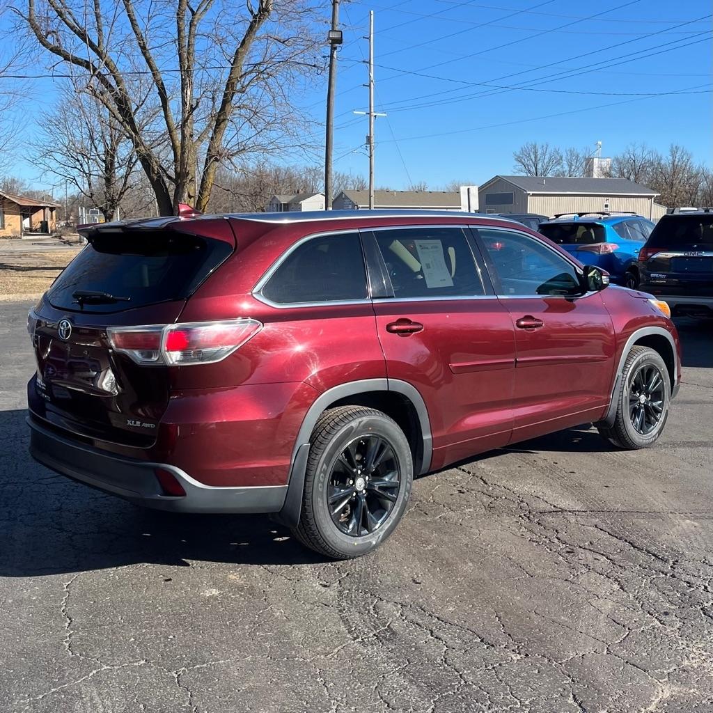 Toyota Highlander XLE AWD V6 2015