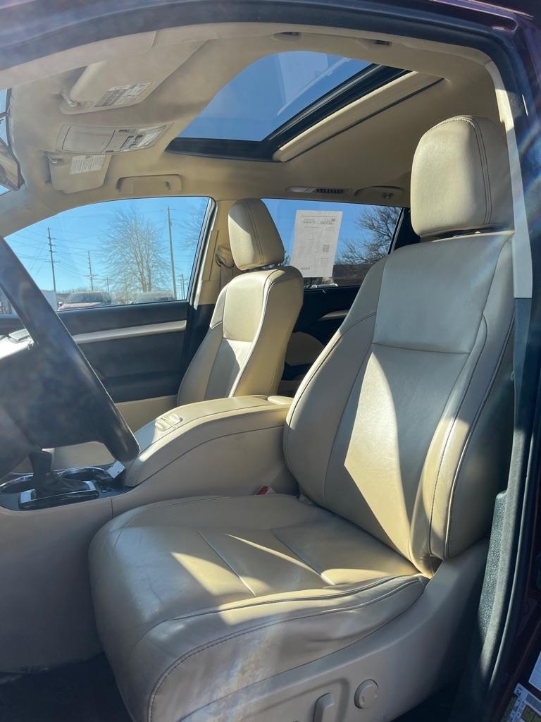 Toyota Highlander XLE AWD V6 2015