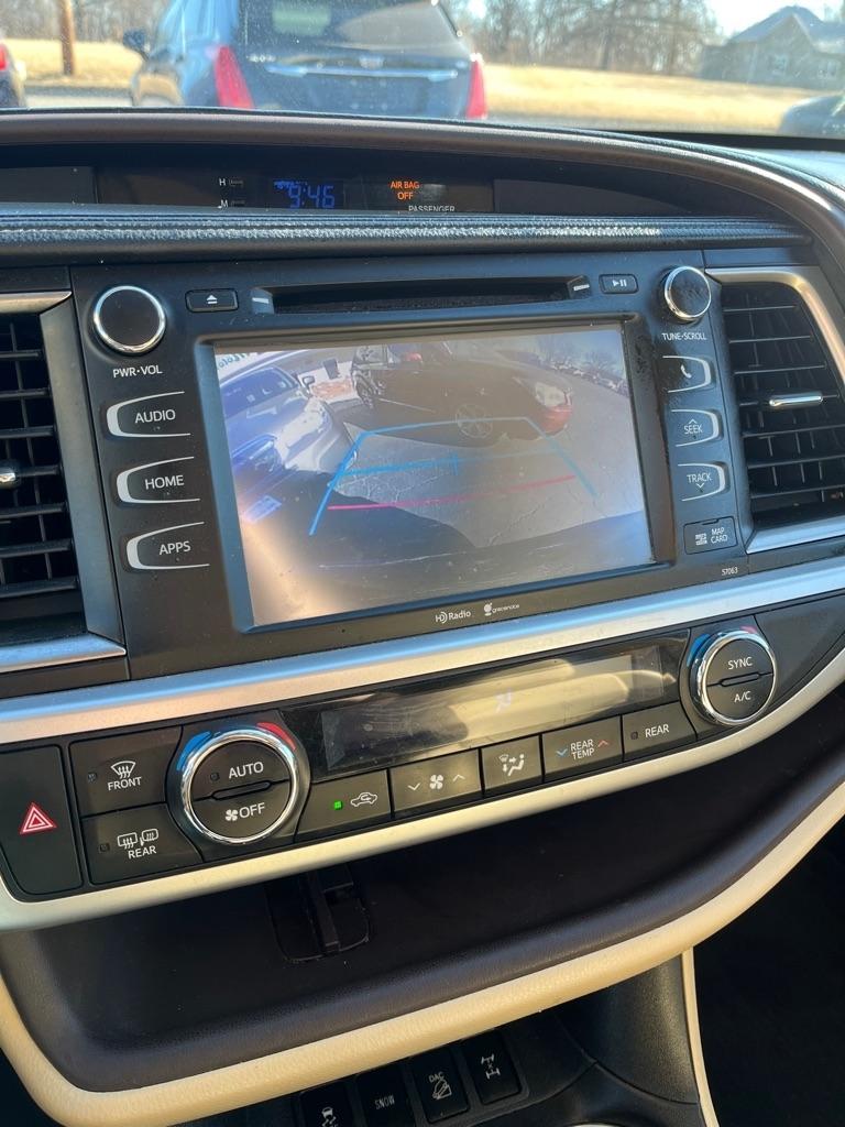 Toyota Highlander XLE AWD V6 2015