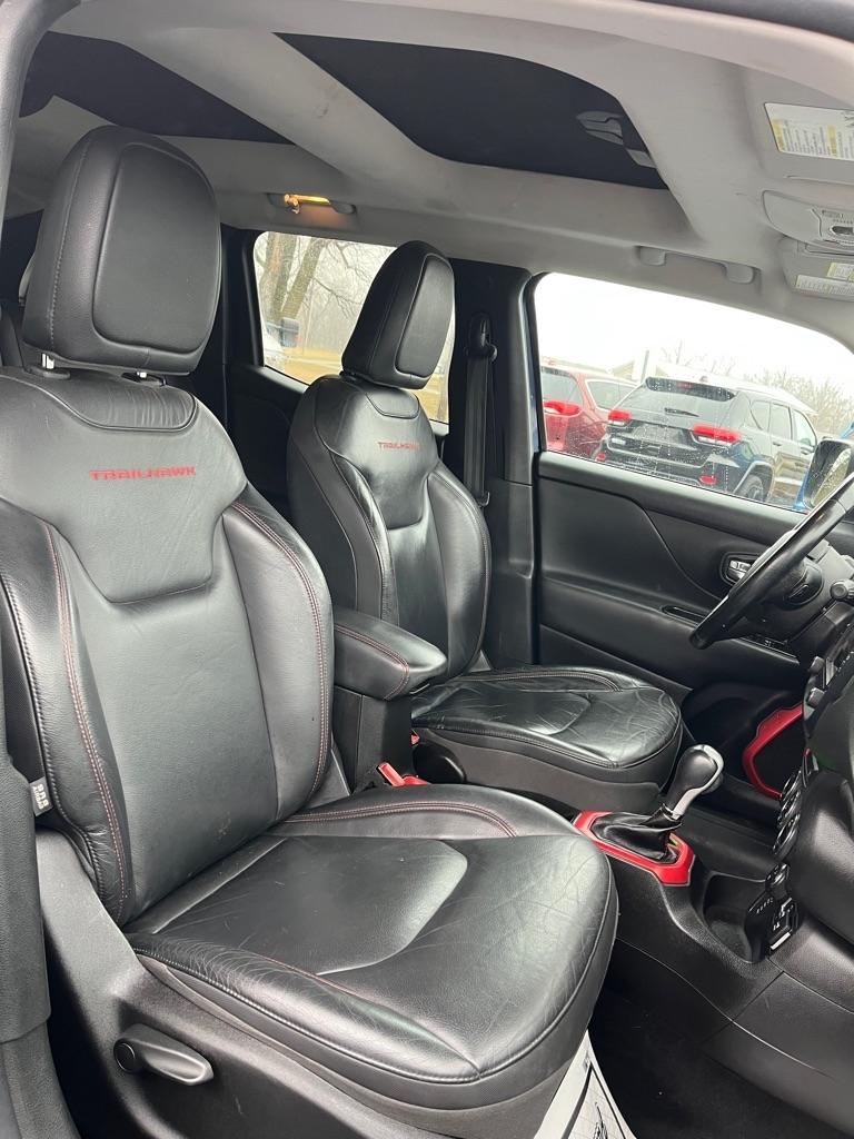 Jeep Renegade Trailhawk 2016