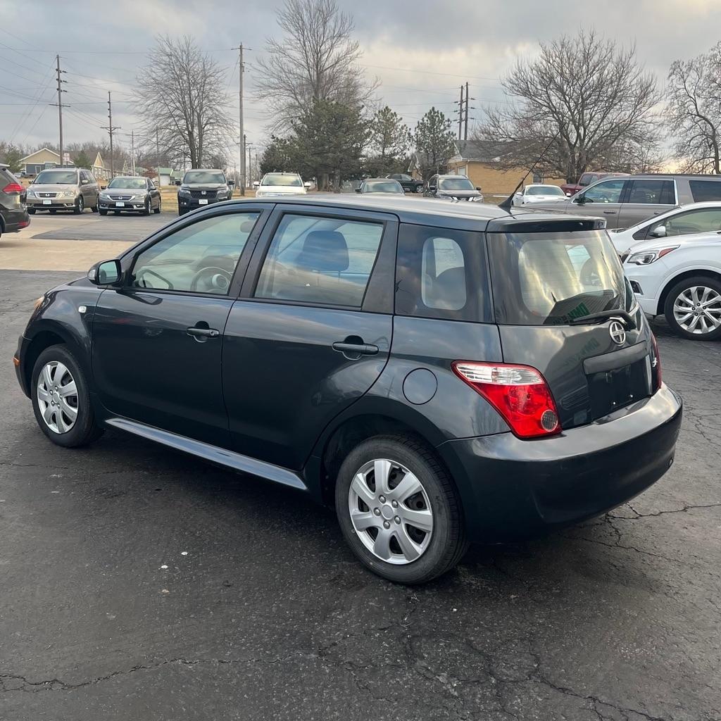 Scion xA Hatchback 2006