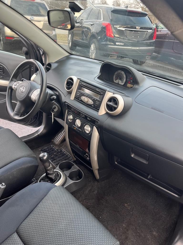 Scion xA Hatchback 2006