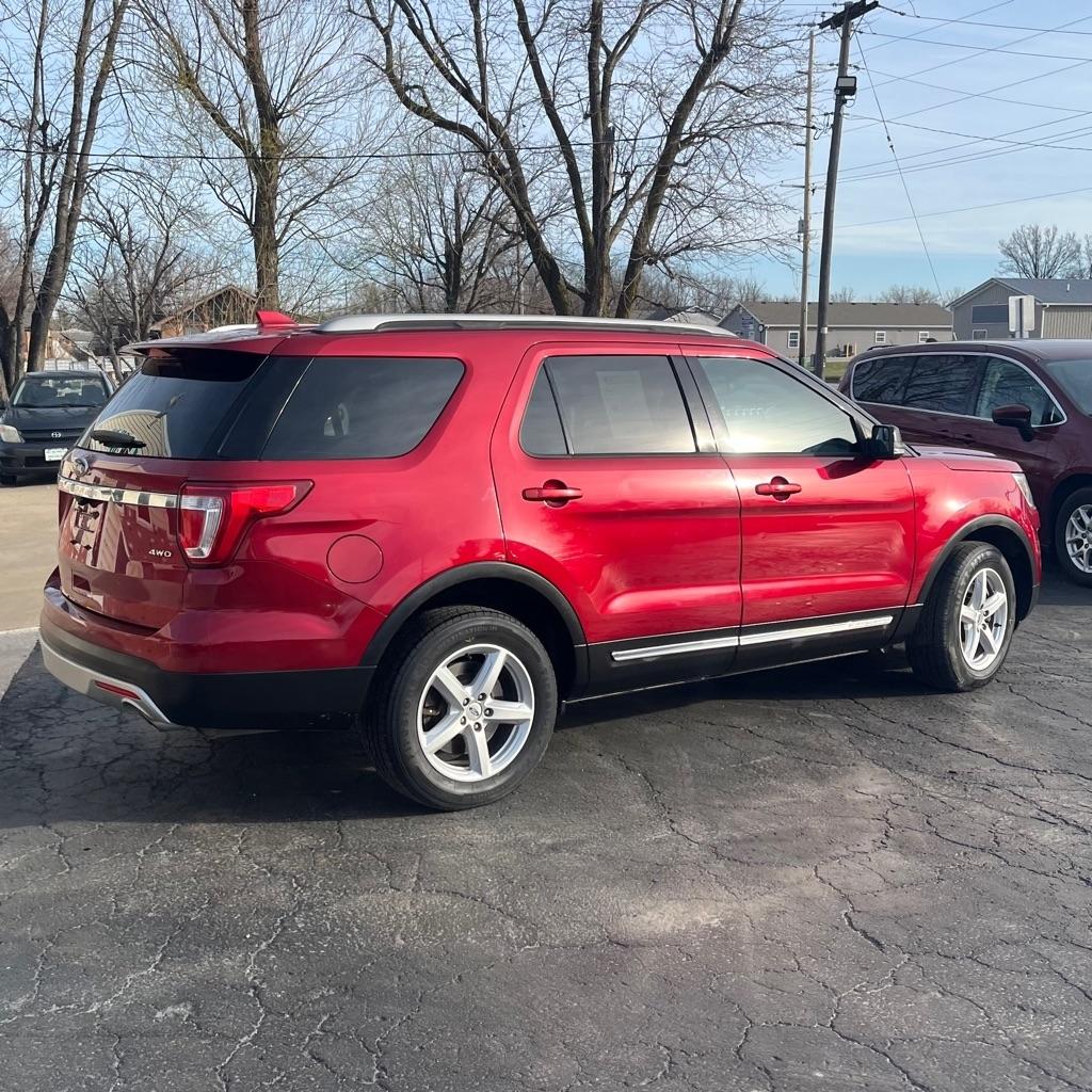 Ford Explorer XLT 4WD 2016