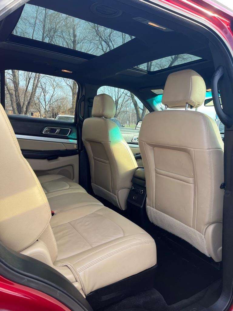 Ford Explorer XLT 4WD 2016