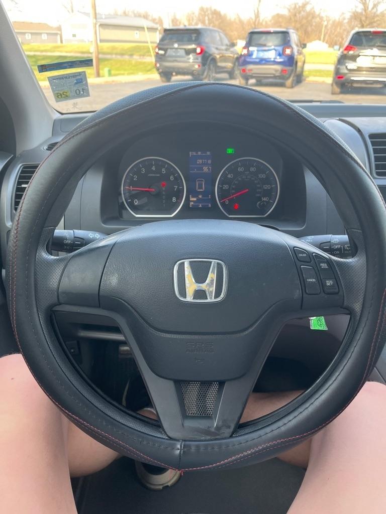 Honda CR-V LX 2WD 5-Speed AT 2011