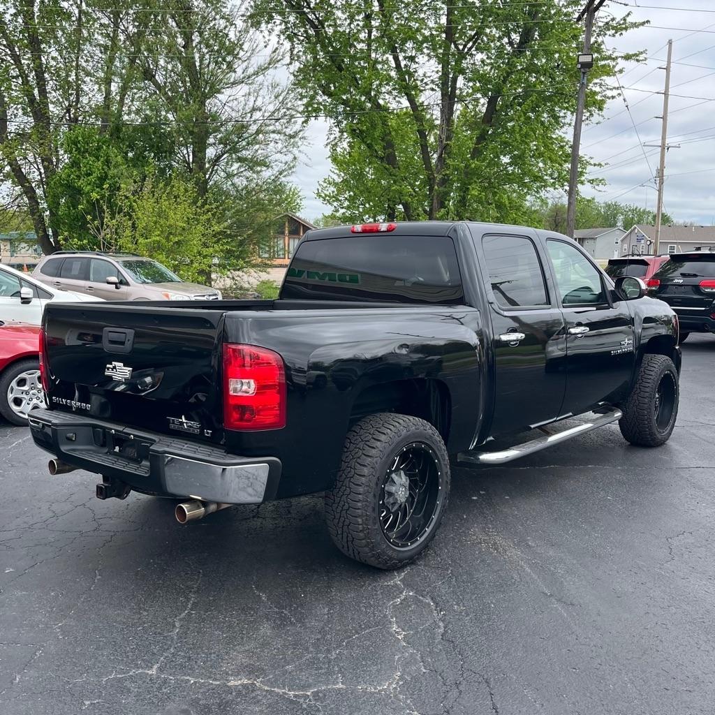 Chevrolet Silverado 1500 LT Crew Cab 4WD 2011