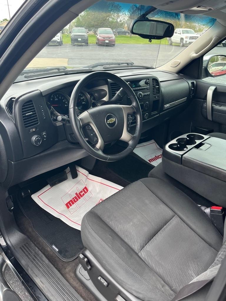 Chevrolet Silverado 1500 LT Crew Cab 4WD 2011