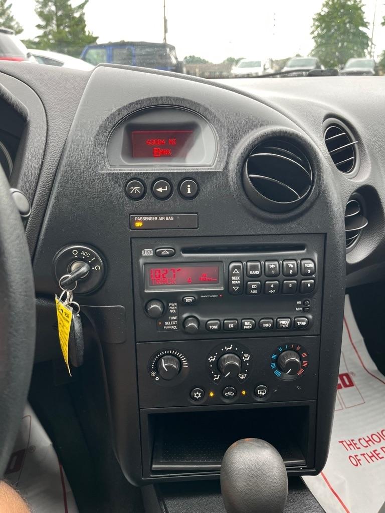 Pontiac Grand Prix Sedan 2008