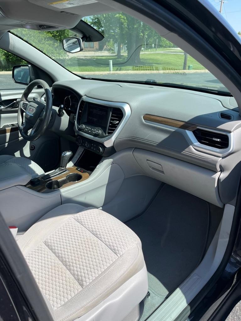 GMC Acadia SLE-2 AWD 2017