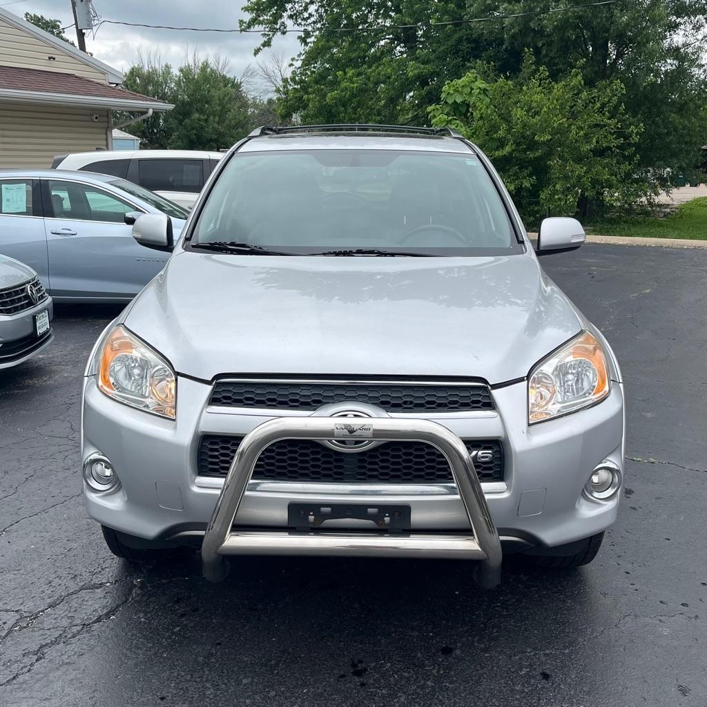 Toyota RAV4 Limited V6 4WD 2012