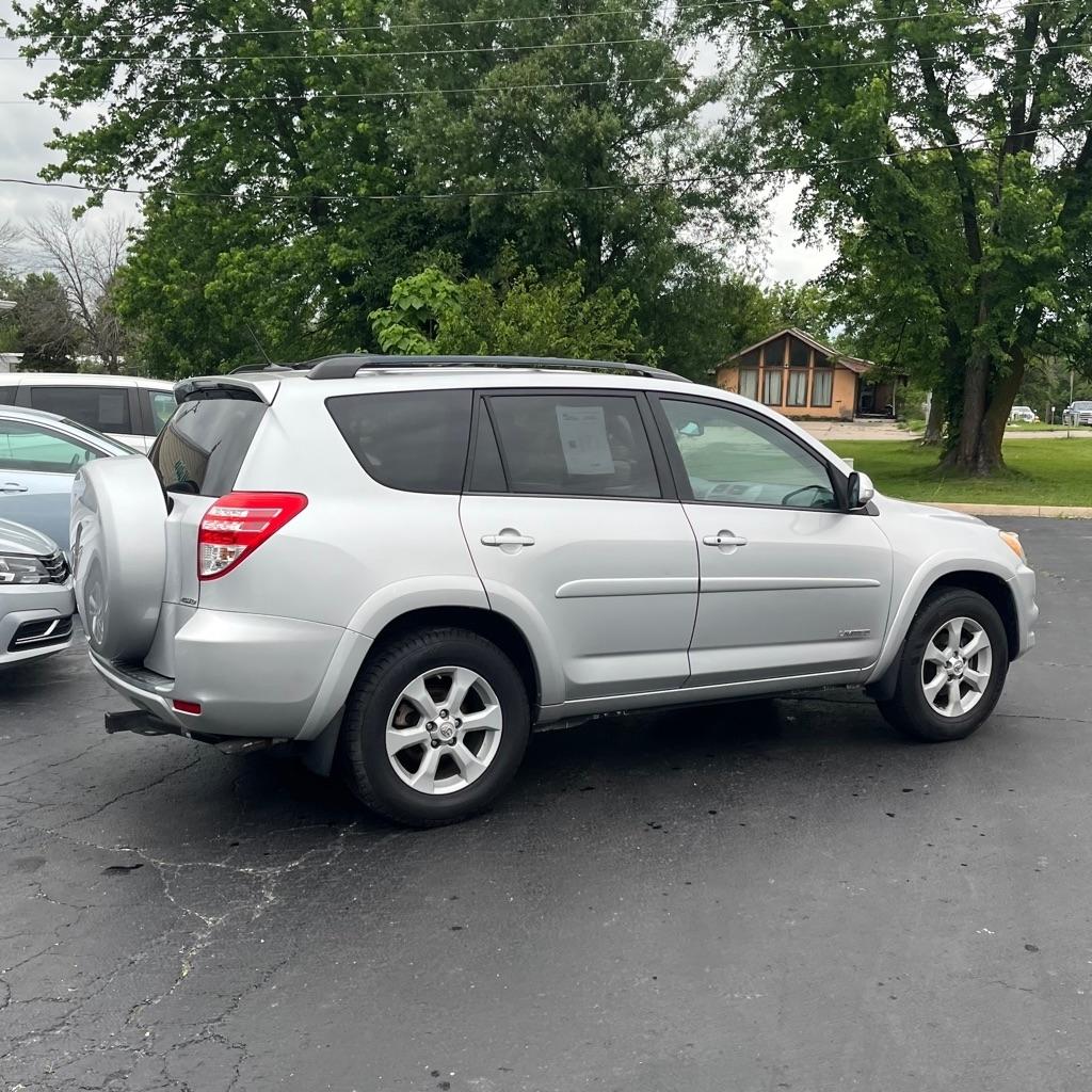 Toyota RAV4 Limited V6 4WD 2012