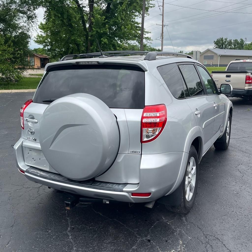 Toyota RAV4 Limited V6 4WD 2012