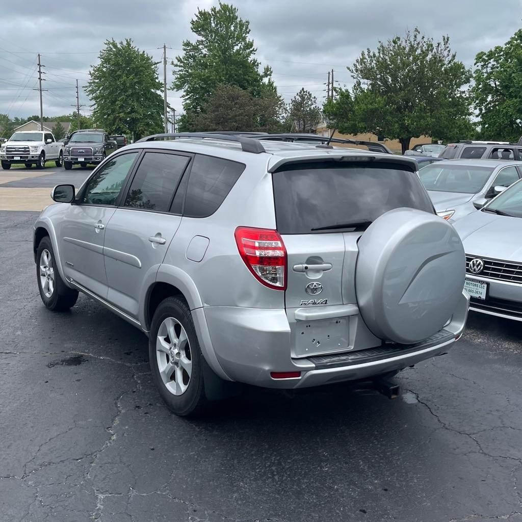 Toyota RAV4 Limited V6 4WD 2012