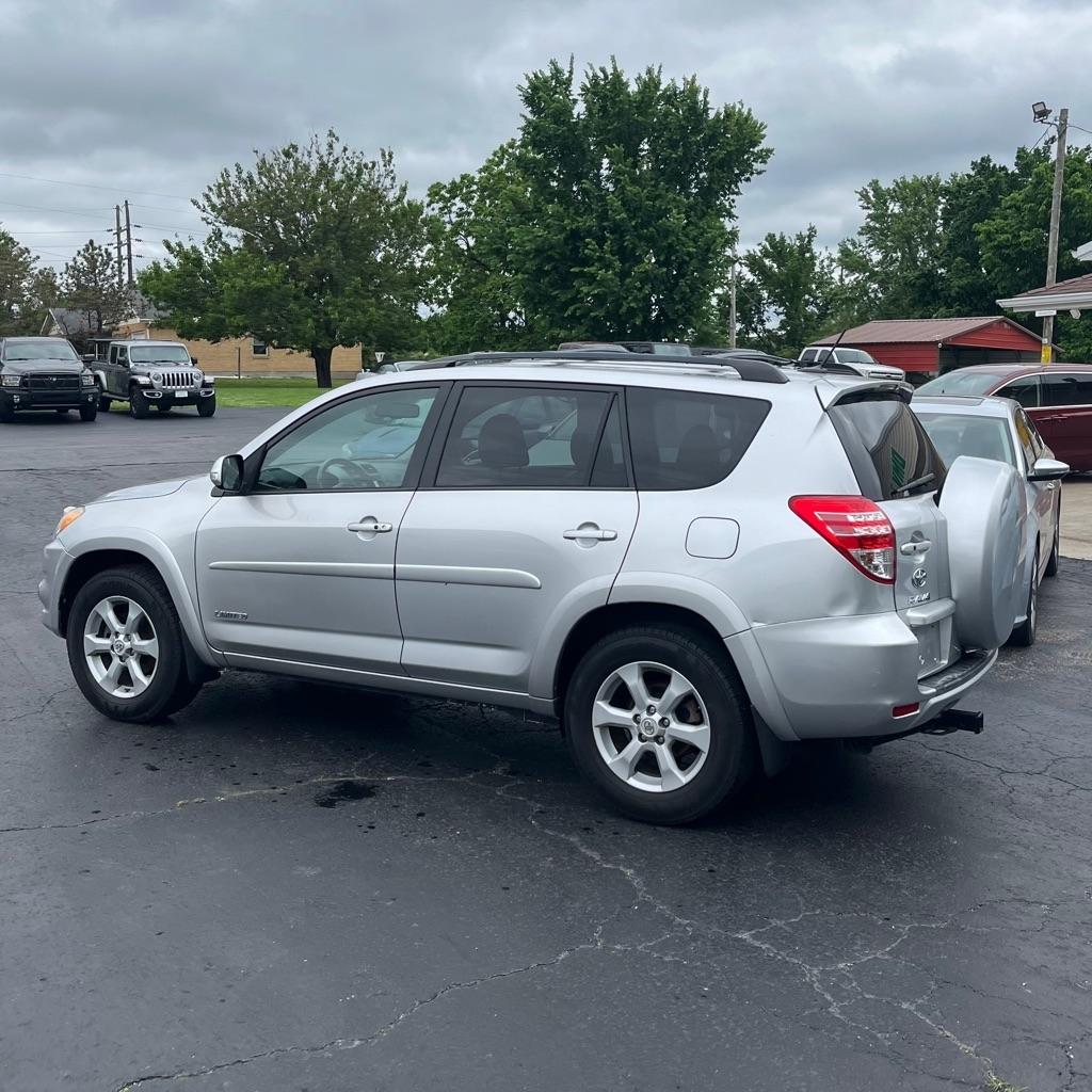 Toyota RAV4 Limited V6 4WD 2012