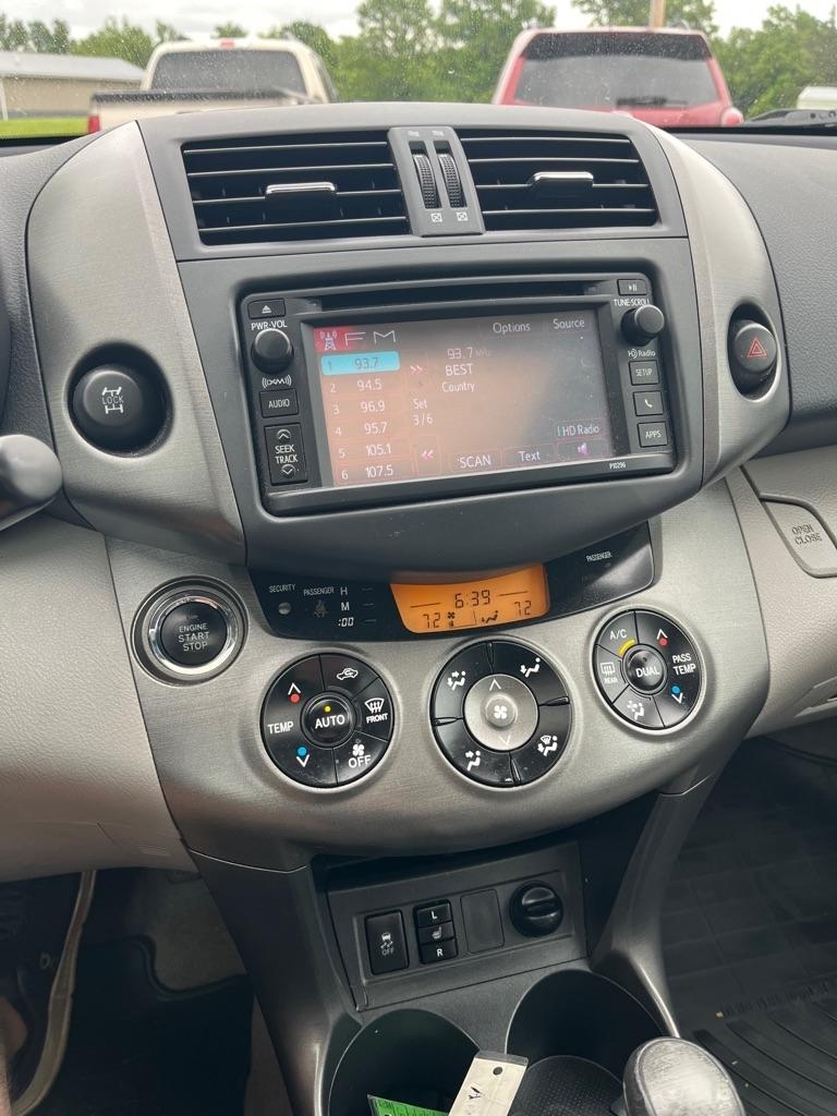 Toyota RAV4 Limited V6 4WD 2012