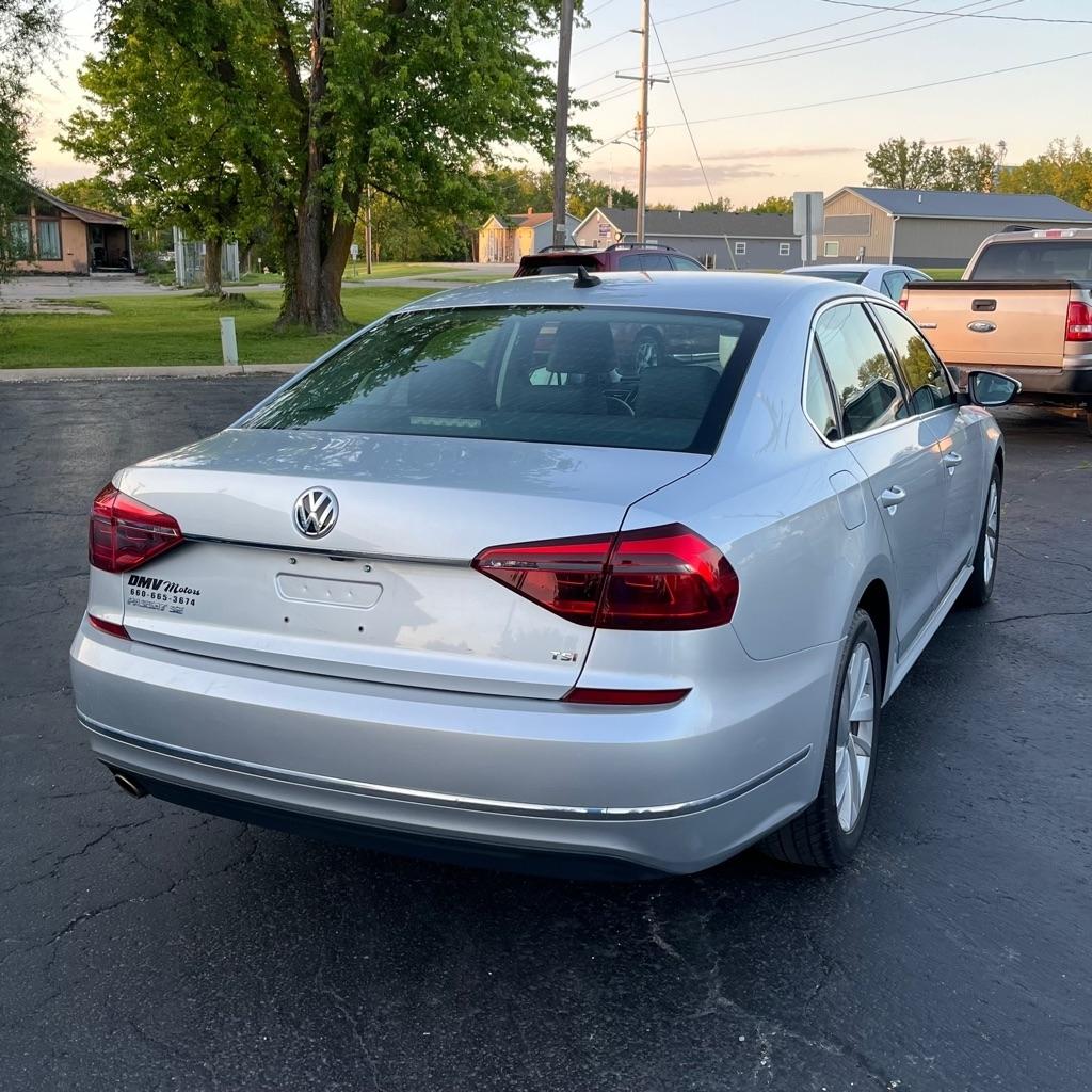 Volkswagen Passat SE 2018