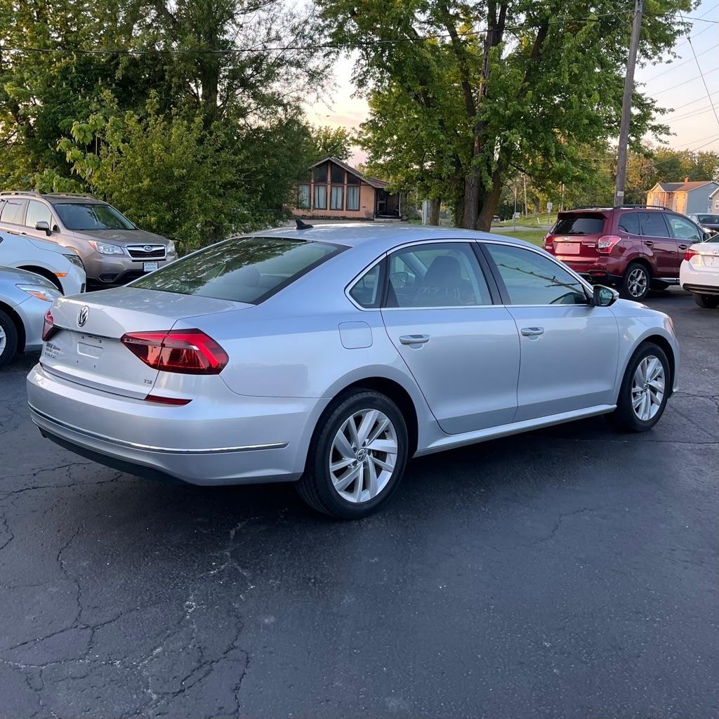 Volkswagen Passat SE 2018