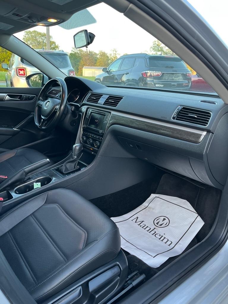 Volkswagen Passat SE 2018
