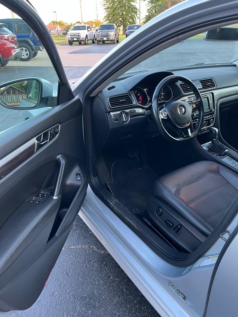 Volkswagen Passat SE 2018