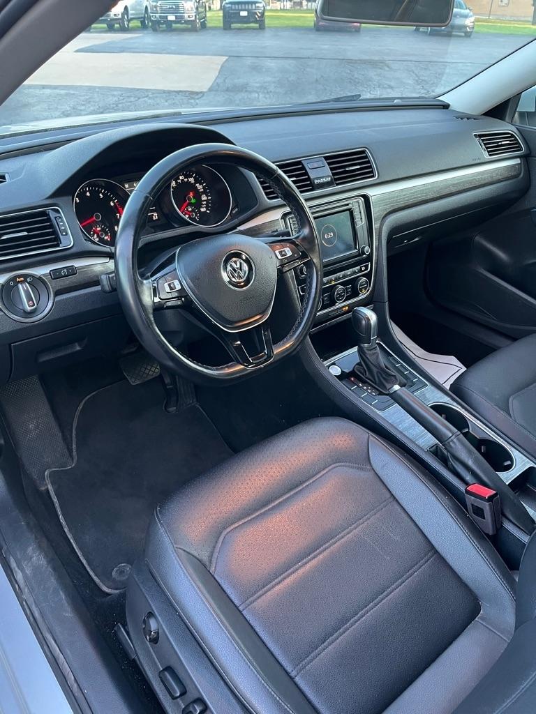 Volkswagen Passat SE 2018