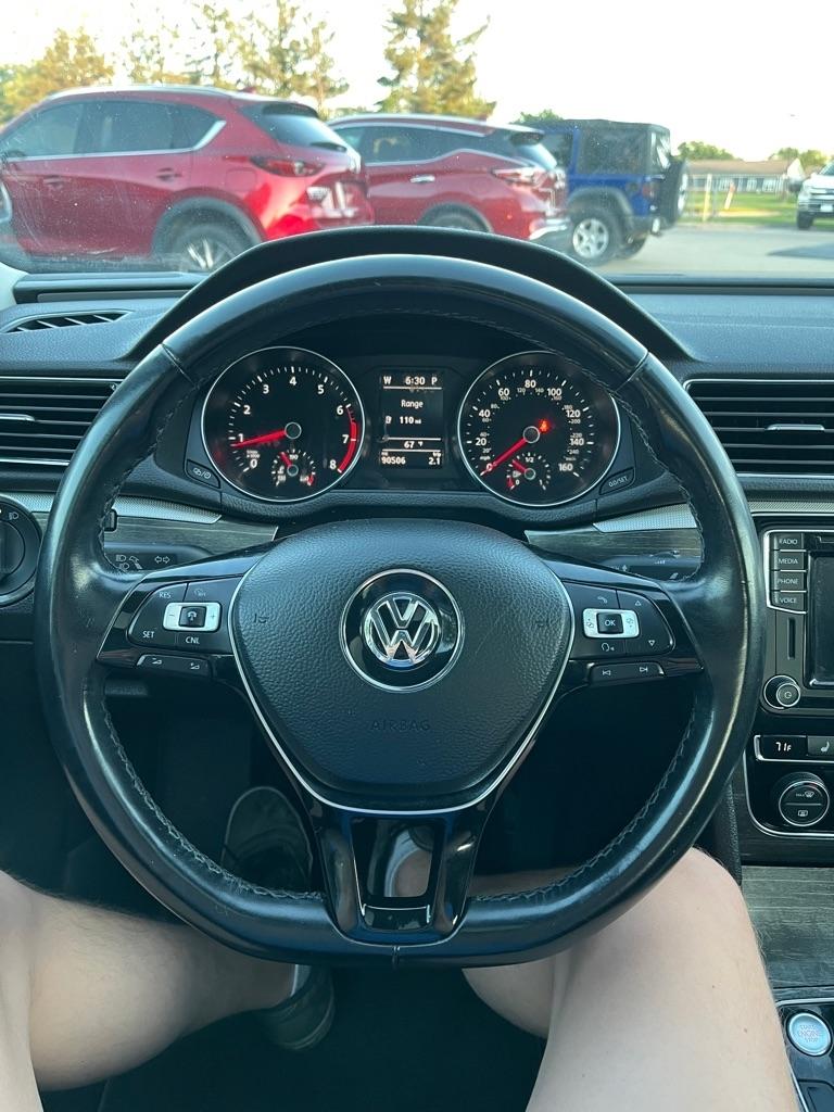 Volkswagen Passat SE 2018
