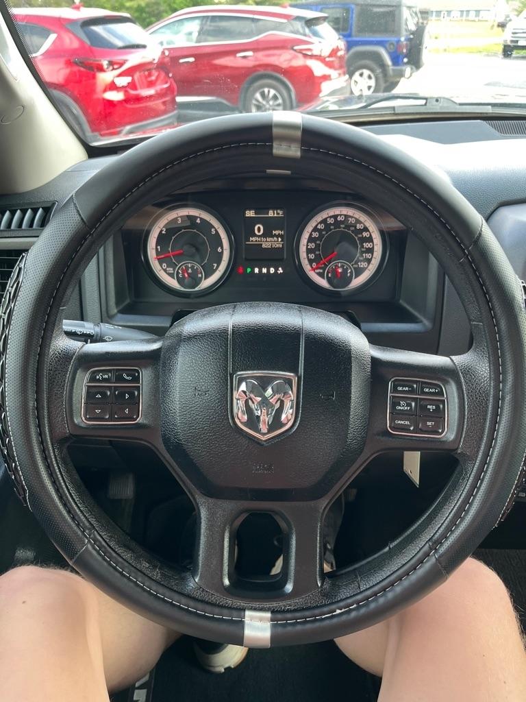 RAM 1500 Tradesman Quad Cab 4WD 2017