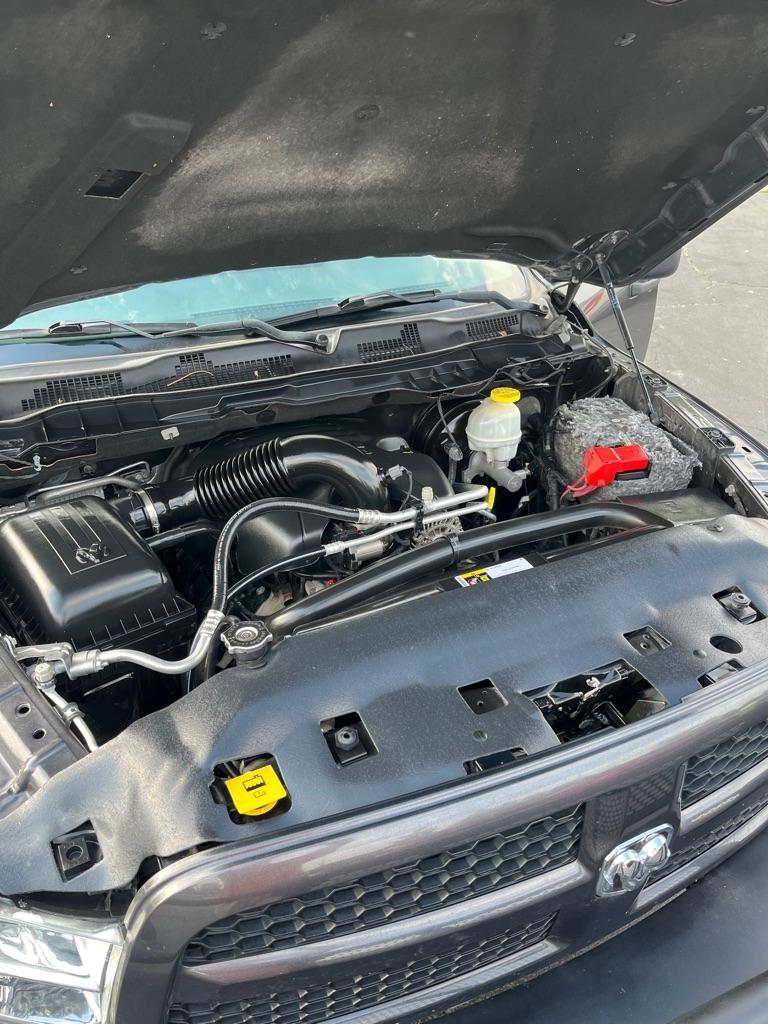 RAM 1500 Tradesman Quad Cab 4WD 2017