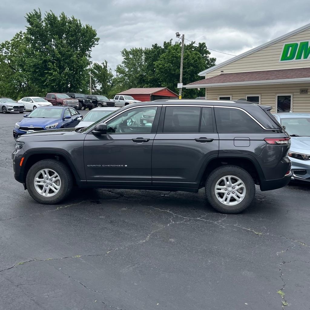 Jeep Grand Cherokee Laredo 4x4 2023