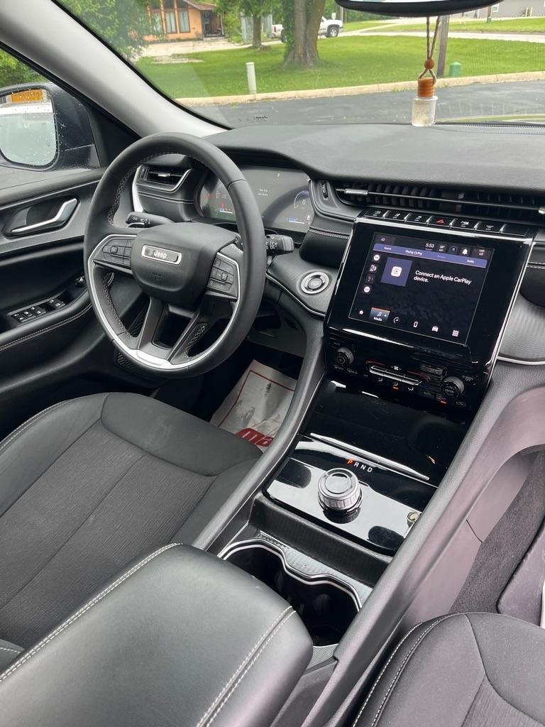 Jeep Grand Cherokee Laredo 4x4 2023