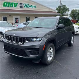 2023 Jeep Grand Cherokee Laredo 4x4