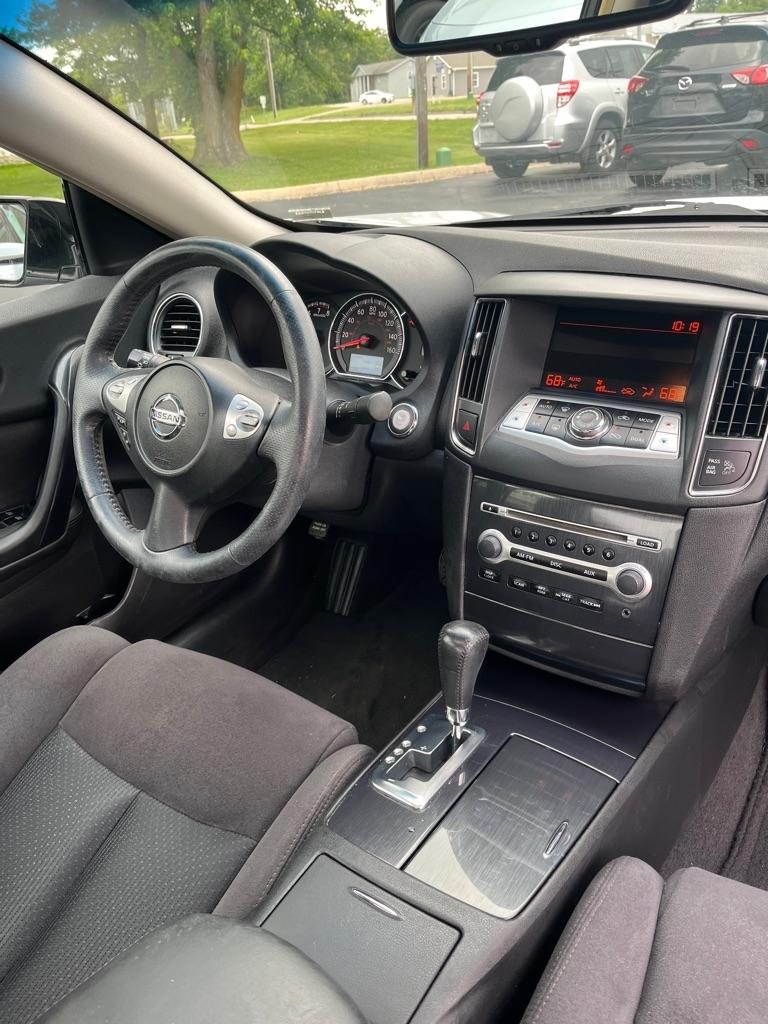 Nissan Maxima 4dr Sdn 3.5 S 2014