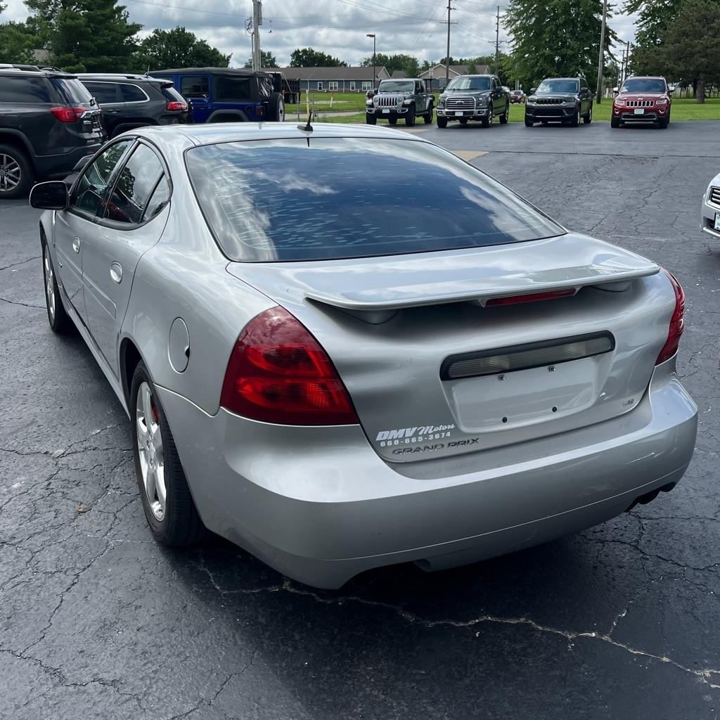 Pontiac Grand Prix 4dr Sdn GXP 2008