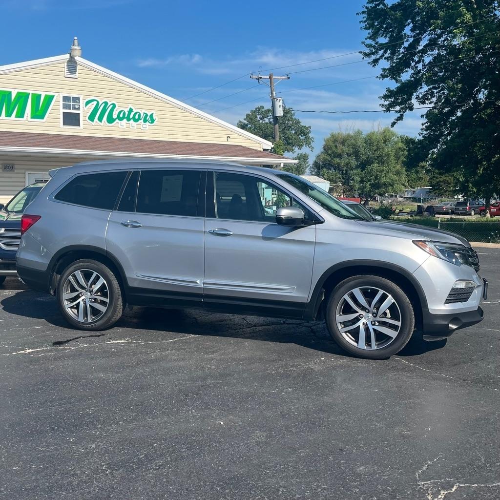 Honda Pilot AWD 4dr Elite w/RES & Navi 2016