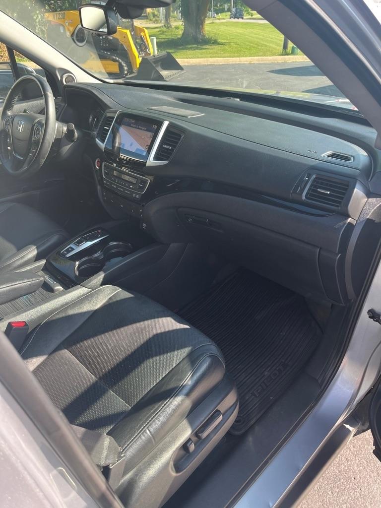 Honda Pilot AWD 4dr Elite w/RES & Navi 2016