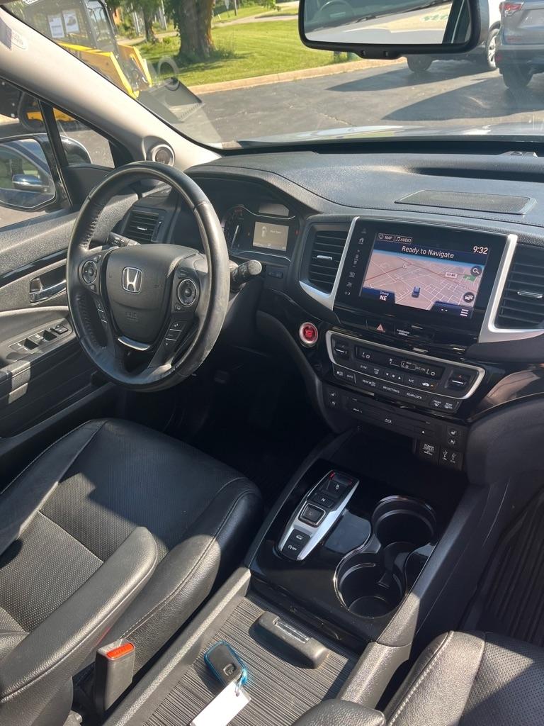 Honda Pilot AWD 4dr Elite w/RES & Navi 2016