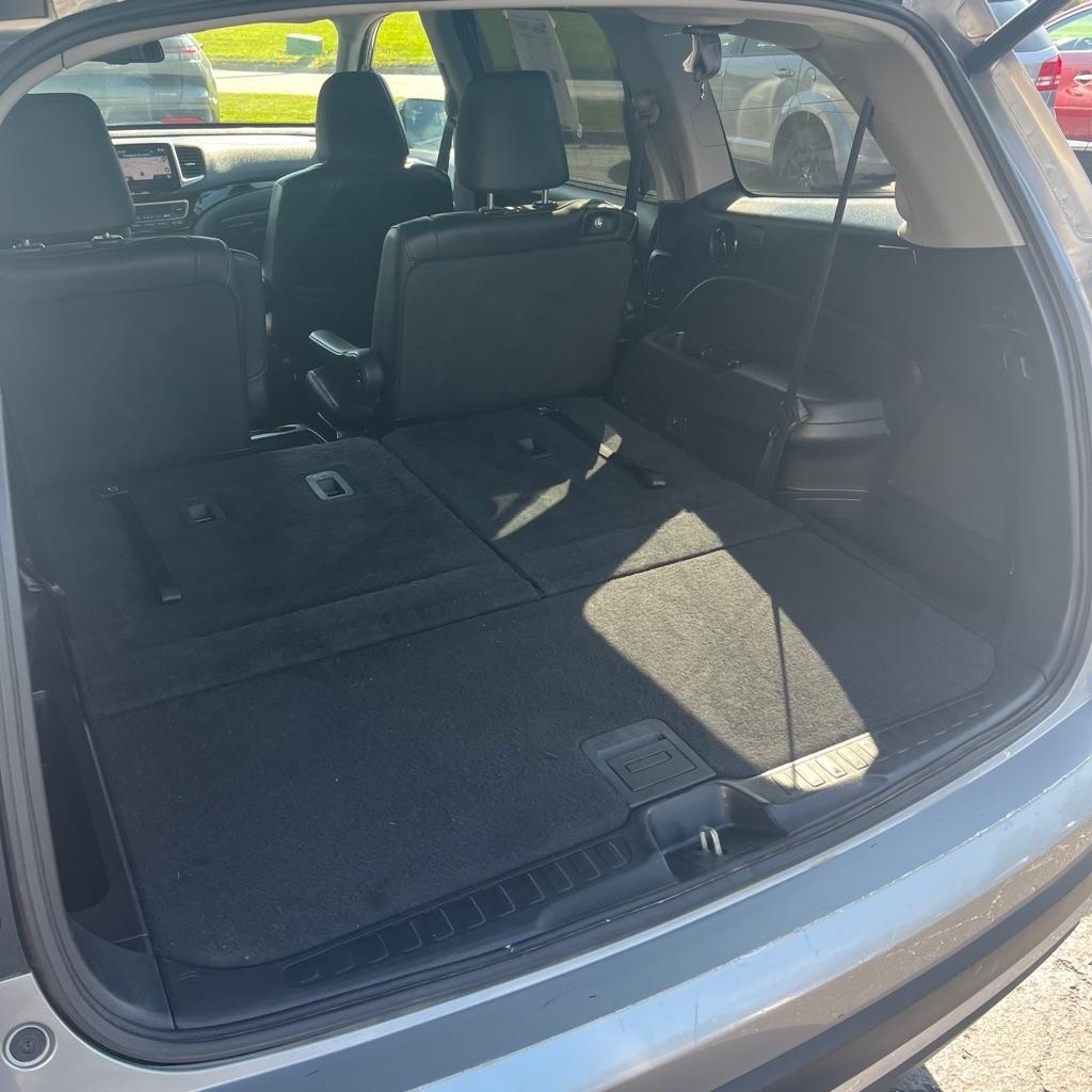 Honda Pilot AWD 4dr Elite w/RES & Navi 2016