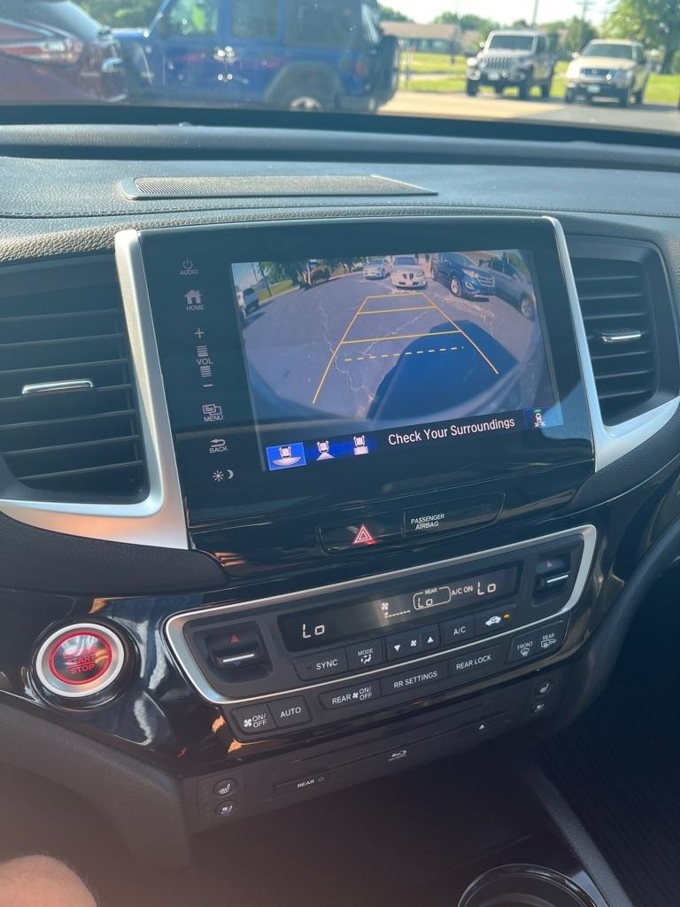 Honda Pilot AWD 4dr Elite w/RES & Navi 2016