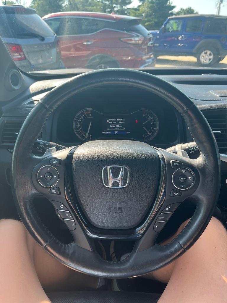 Honda Pilot AWD 4dr Elite w/RES & Navi 2016