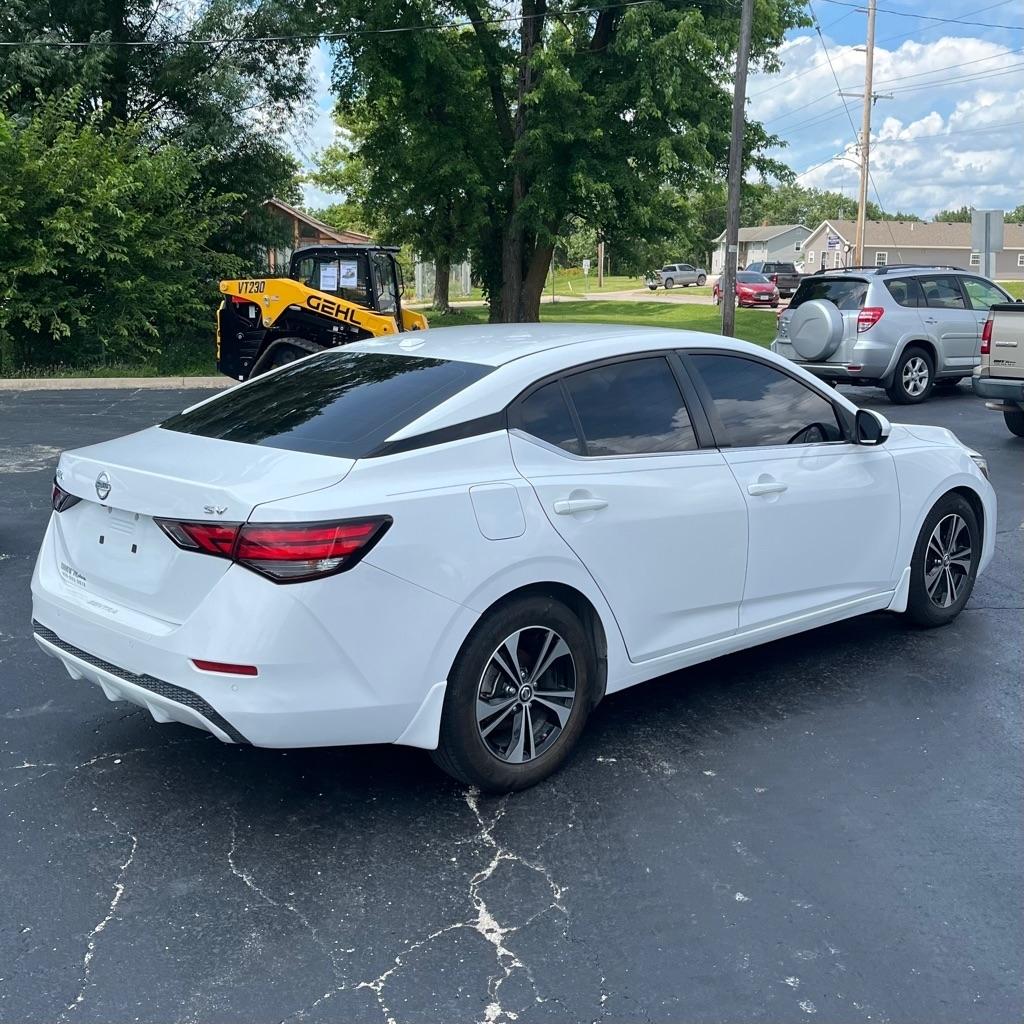 Nissan Sentra SV CVT 2021