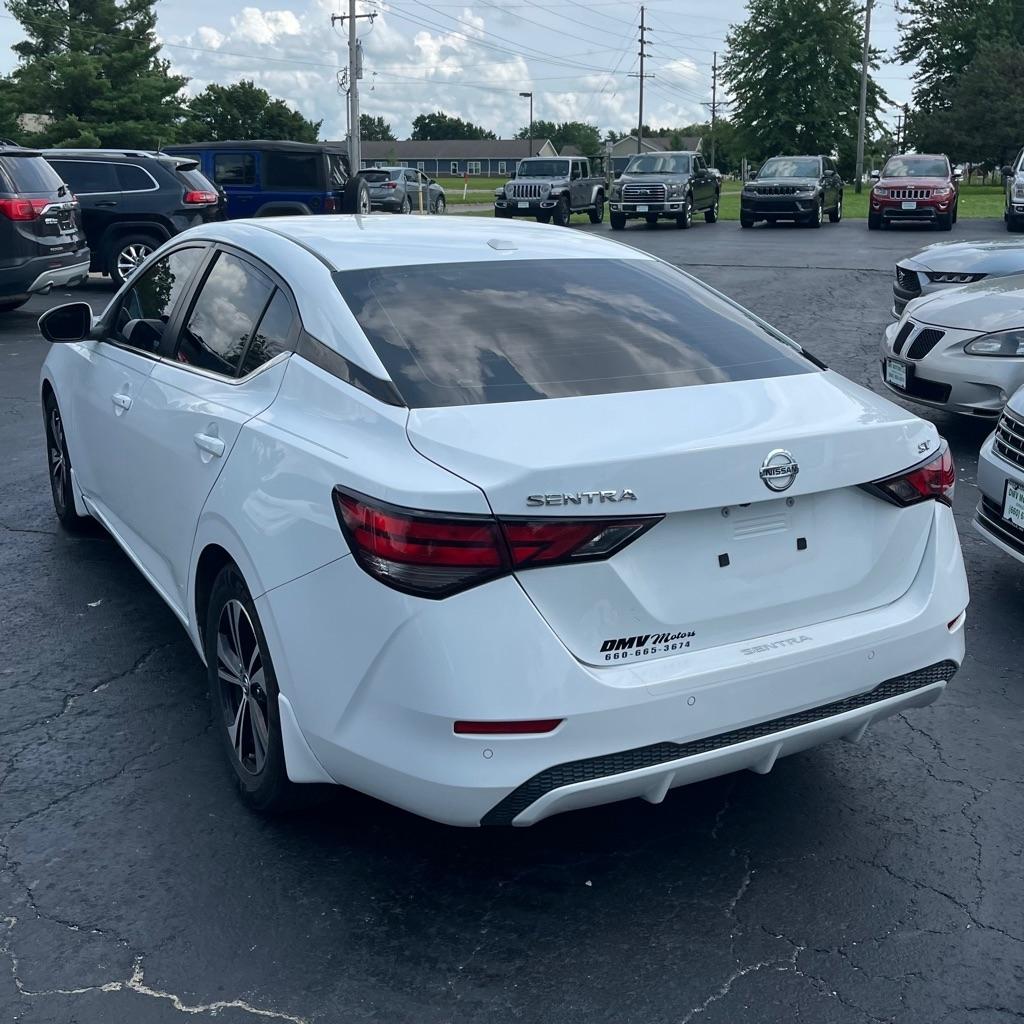 Nissan Sentra SV CVT 2021