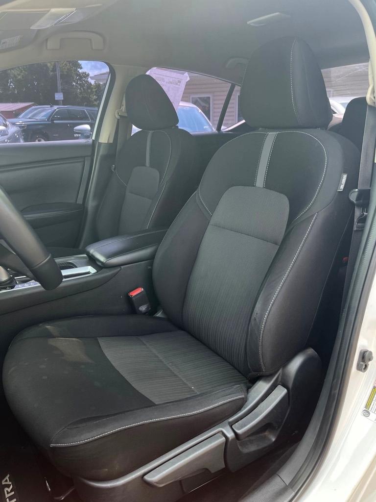 Nissan Sentra SV CVT 2021