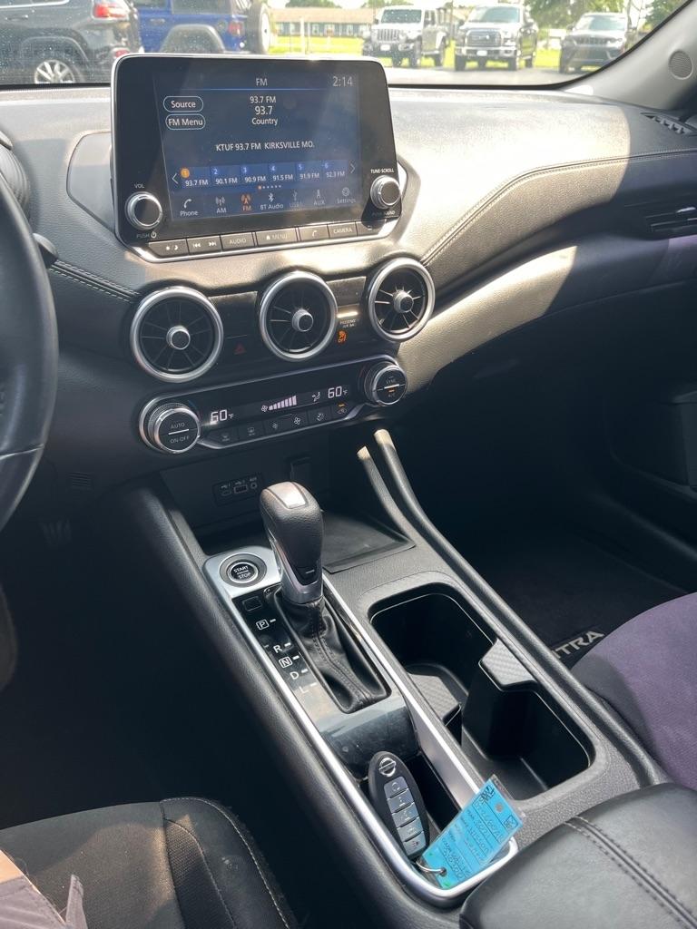 Nissan Sentra SV CVT 2021
