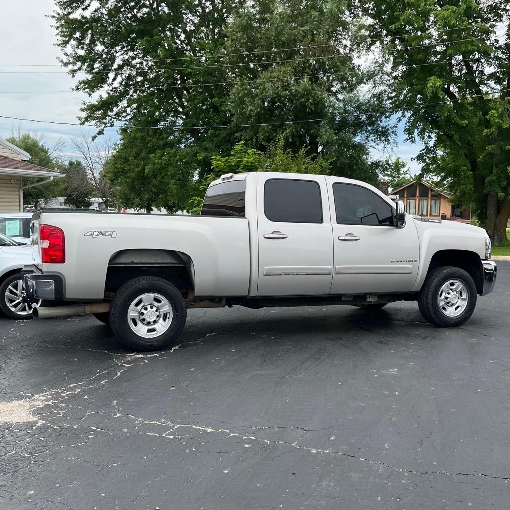 Chevrolet Silverado 2500HD 4WD Crew Cab 153" LTZ 2008