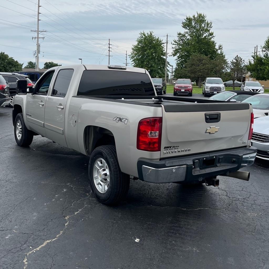 Chevrolet Silverado 2500HD 4WD Crew Cab 153" LTZ 2008