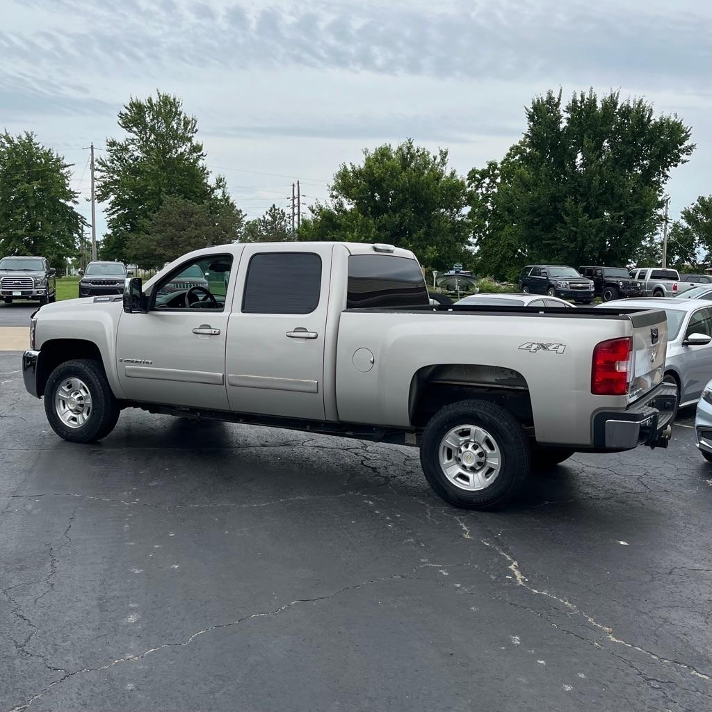 Chevrolet Silverado 2500HD 4WD Crew Cab 153" LTZ 2008