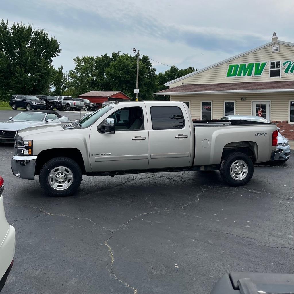 Chevrolet Silverado 2500HD 4WD Crew Cab 153" LTZ 2008