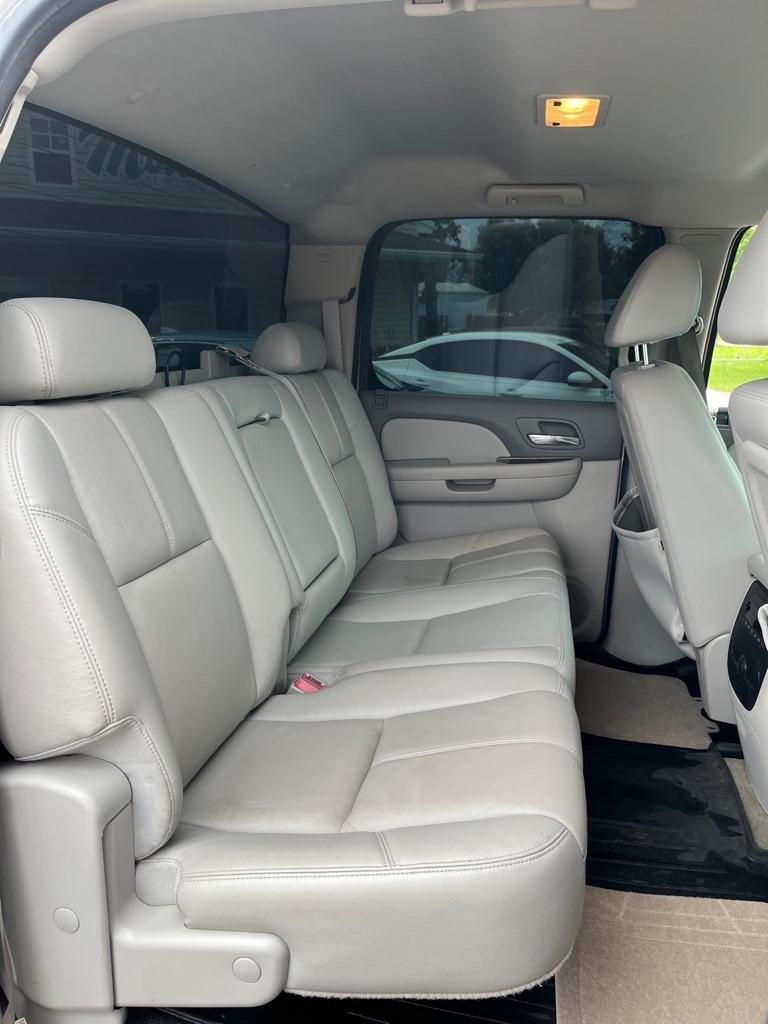 Chevrolet Silverado 2500HD 4WD Crew Cab 153" LTZ 2008