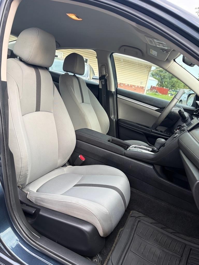 Honda Civic Sedan 4dr CVT LX 2016