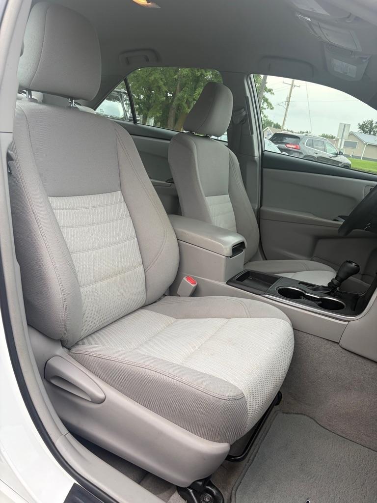 Toyota Camry 4dr Sdn I4 Auto SE w/Special Edition Pkg (Natl) 2016