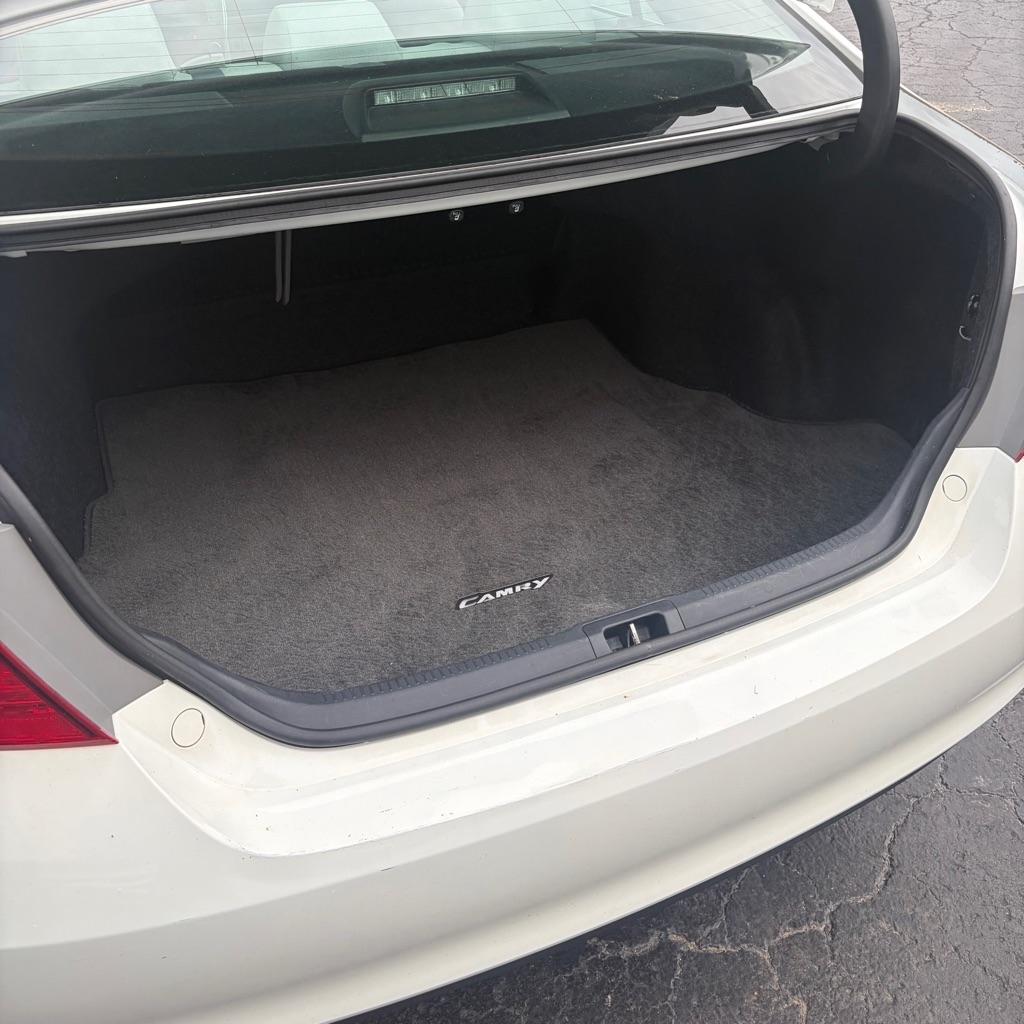 Toyota Camry 4dr Sdn I4 Auto SE w/Special Edition Pkg (Natl) 2016